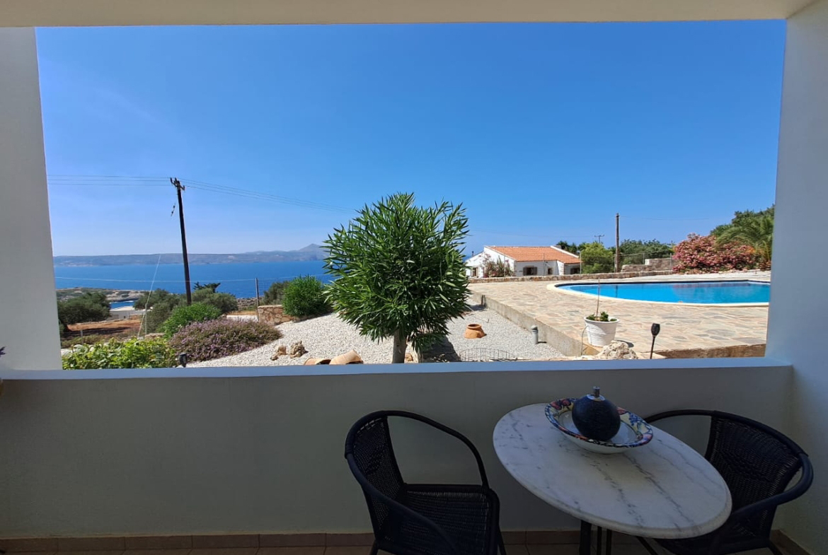 3-bedroom freehold villa in Apokoronas — photo 4 of 5